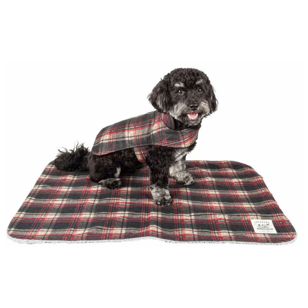 Pet Life Touchdog 2-in-1 Tartan Plaid Dog Jacket with Matching Reversible Dog Mat - Red