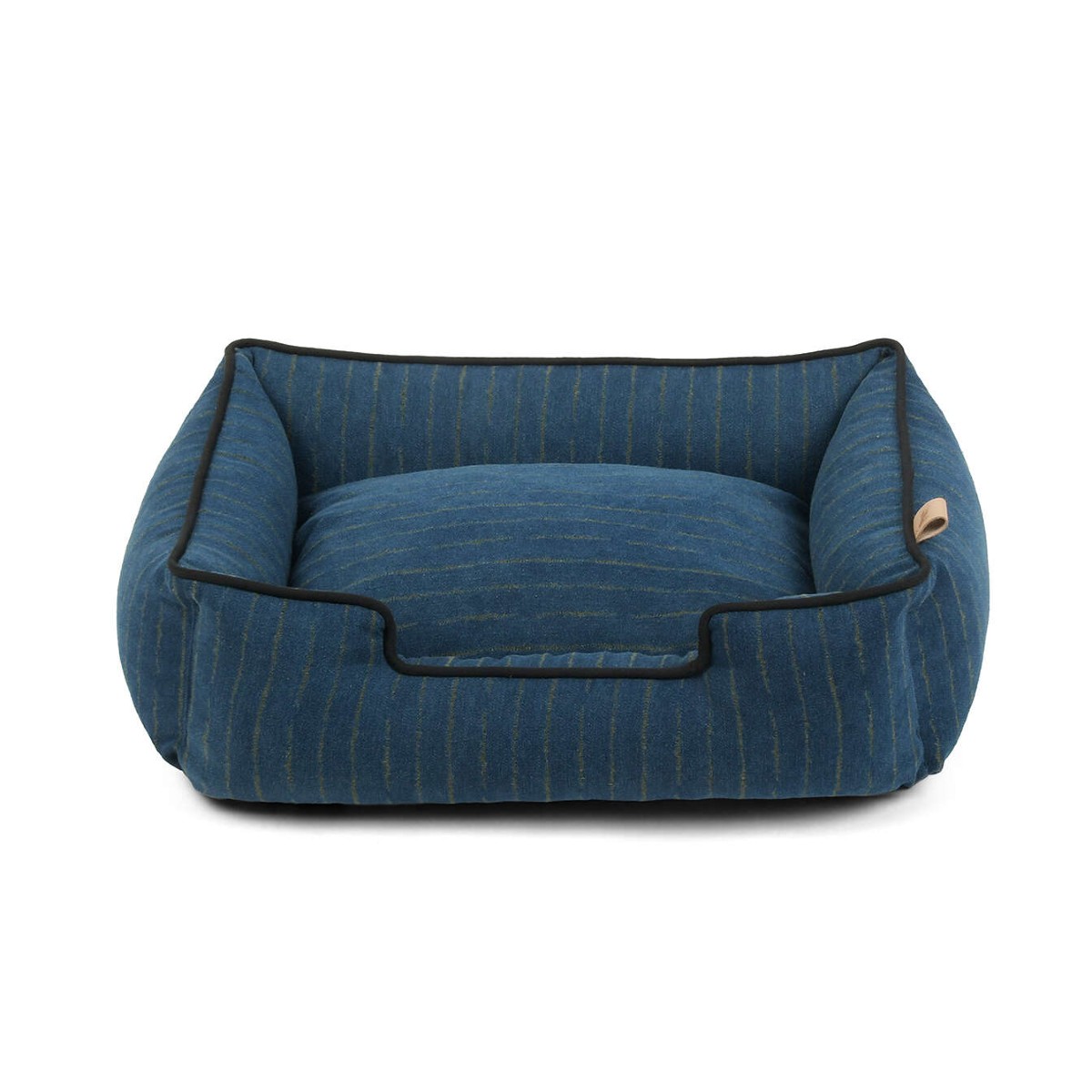 P.L.A.Y. Manhattan Lounge Dog Bed - The Chelsea