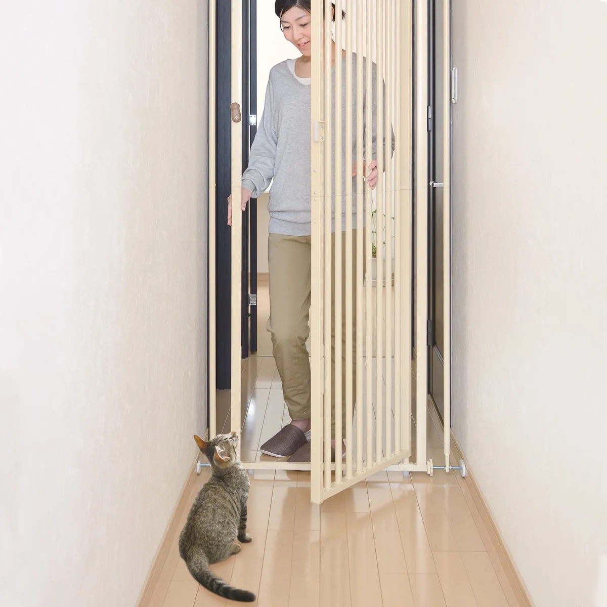 Richell Tension Mounted Cat Safety Gate - Beige